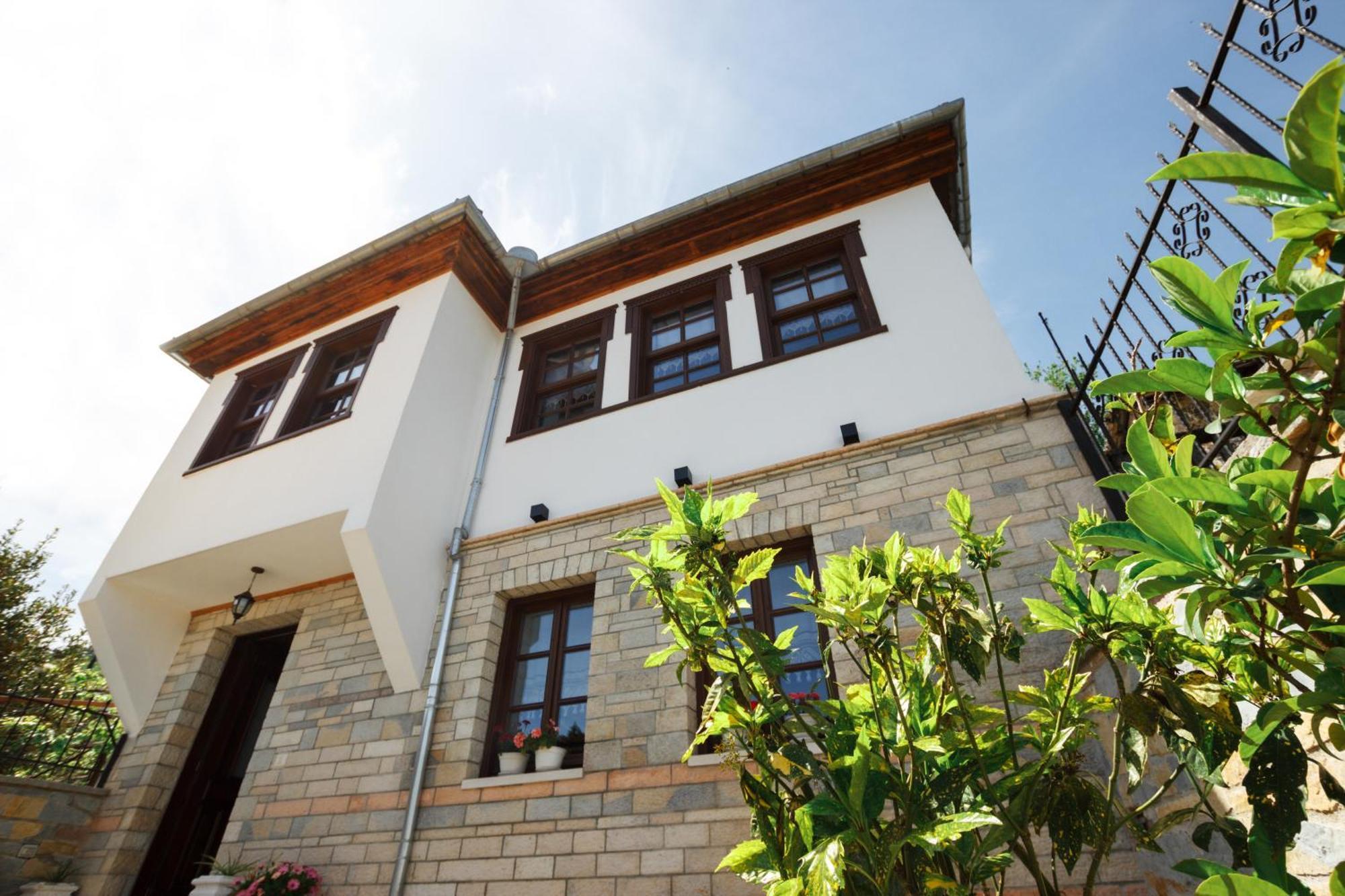 Hotel Pashai 3*