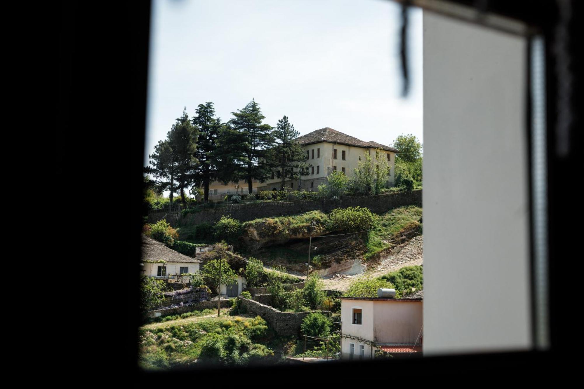 Pashai Gjirokastër