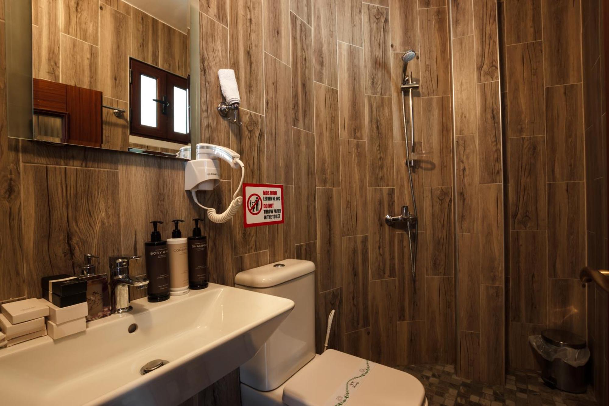 Hotel Pashai 3*