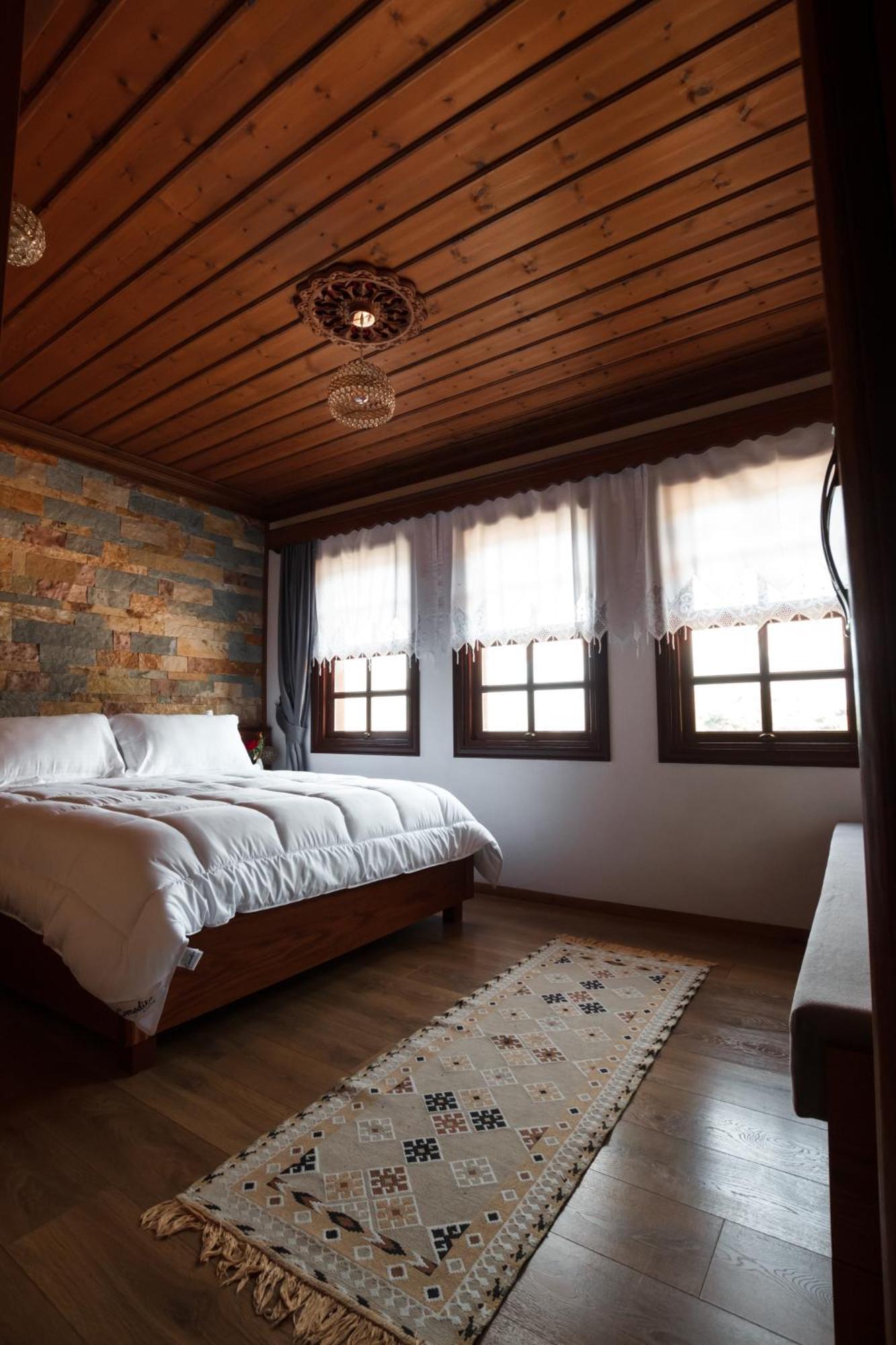 Hotel Pashai